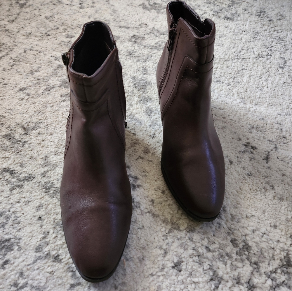 Aerosoles Boots - Picture 3 of 7